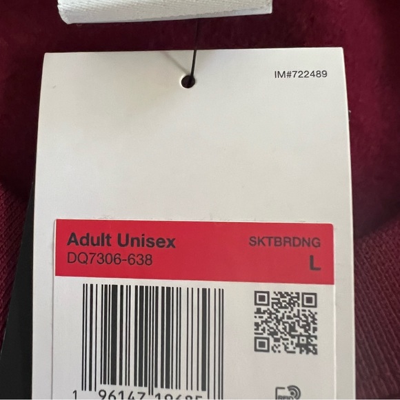 ✔️NWT✔️ NIKE SB Skate Like A Girl Fleece Crew Sweatshirt - Picture 6 of 10